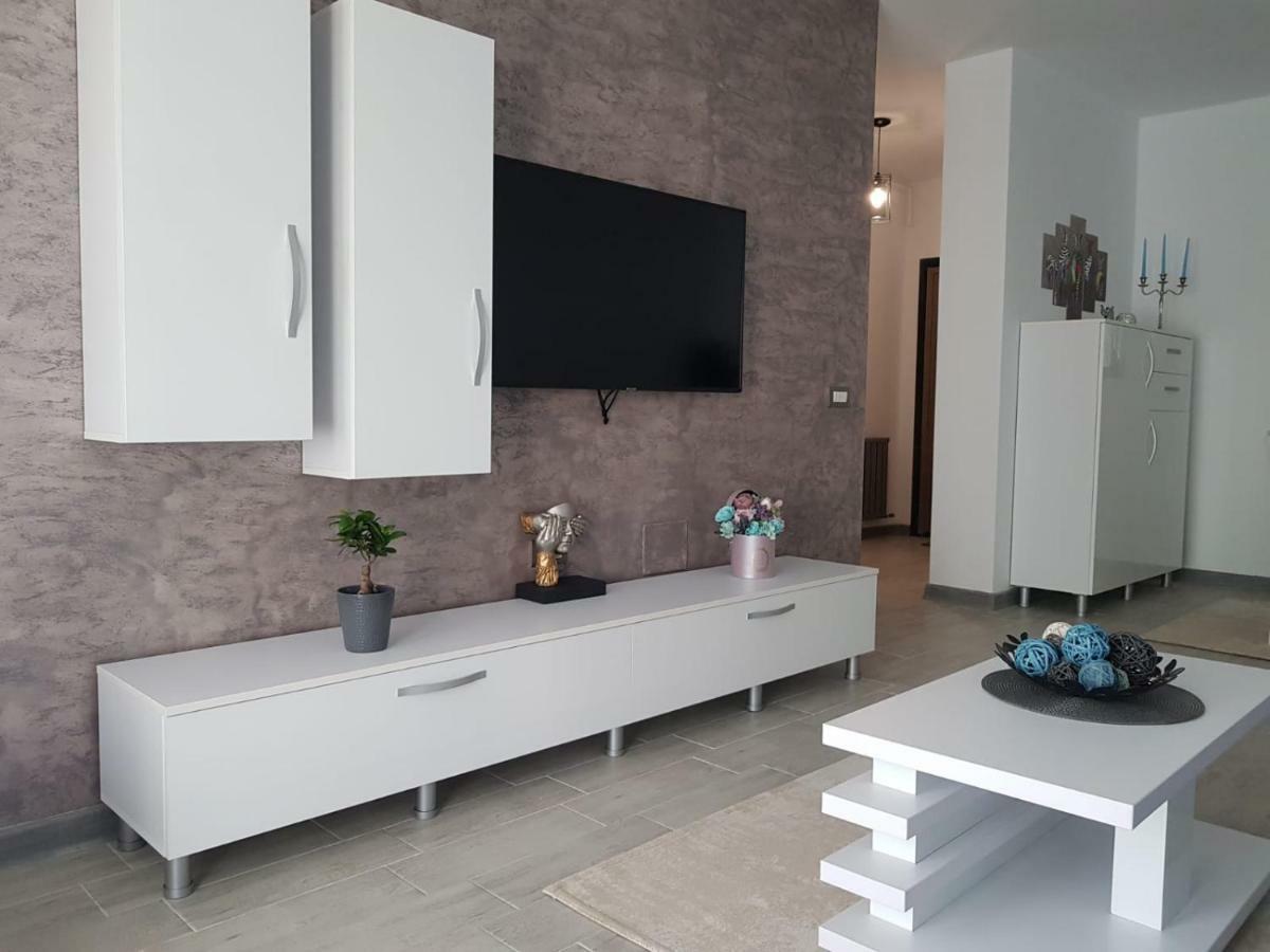 Ranya Apartments Alezzi Beach Resort Неводарі Екстер'єр фото