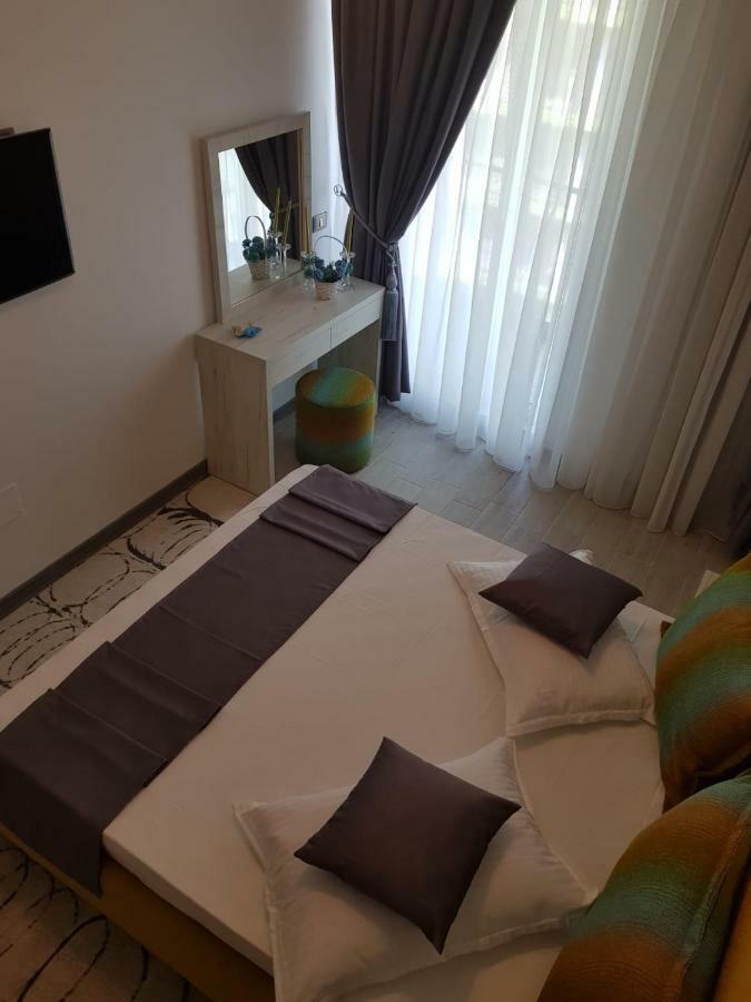 Ranya Apartments Alezzi Beach Resort Неводарі Екстер'єр фото